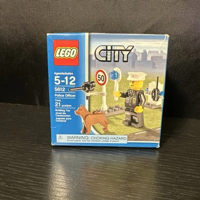Lego 5612 Town City Oficial de Policía y Perro Policía - 21 Piezas Foto 1 de 4