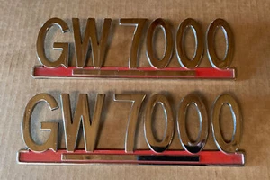 Vintage Large Ford GM GW 7000 Emblem Nameplates NOS?? - Bild 1 von 3