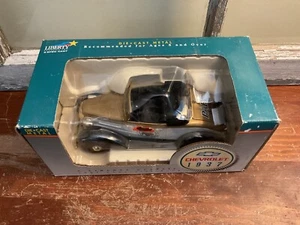 Liberty Classic 1937 Chevrolet Pabst Brewing Company Die Cast Bank - Picture 1 of 7