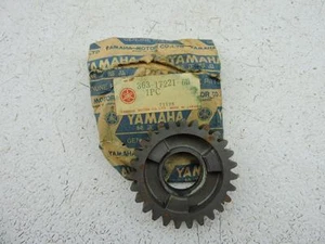 363-17221-60 NOS Yamaha 2nd Wheel Gear SC500 1973 1974 Y836m - Picture 1 of 1