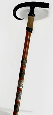 Vintage SWISS Alpine Goat Horn Handle Walking Stick Fur Hoof 8 Metal Stag Badges - Image 1 of 4