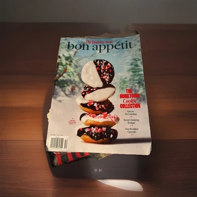 THE HOMETOWN COOKIE COLLECTION - THE HOLIDAY ISSUE - BON APPETIT MAGAZINE - Image 1 of 3