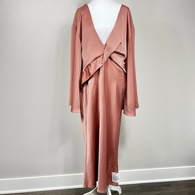 Vestido midi drapeado con alas de murciélago satinado talla 10 marrón caramelo de EE. UU. ASOS DESIGN Foto 1 de 4