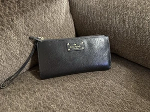 Kate Spade Staci Large Carryall Wristlet Clutch Wallet Black Leather - Picture 1 of 10