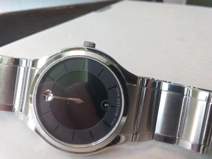 Movado Quadro Uhr mit 40 mm schwarzem Gesicht mit silbernen Armband - Bild 1 von 24
