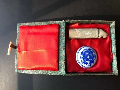 Antiguo sello de cera de piedra de jabón tallada china y caja de porcelana con pasta roja CHOP  Foto 1 de 4
