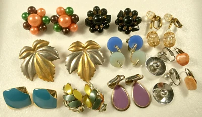 Lote De Colección 10 Pares Pendientes Clip-On (1 Coro 1 Estrella 2 Japón) MCM En adelante Foto 1 de 4