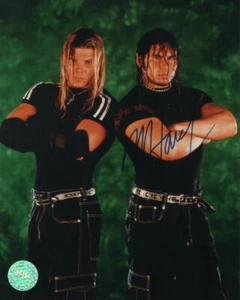 MATT HARDY SIGNED AUTOGRAMM 8X10 FOTO - HARDY BOYZ WWE TAG TEAM CHAMPION AWE - Bild 1 von 2