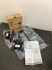 B-Tech BT7518 Flat Screen Wall Mount with Tilt and Swivel for up to 28 inch - Picture 1 of 7