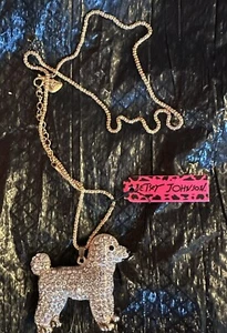 Betsey Johnson Adorable Dog Crystal Pendant Gold tone Necklace NEW NWT - Picture 1 of 6