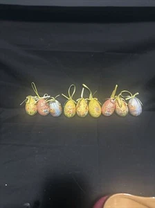 Juego de 9 adornos de huevo de Pascua de papel maché/decoupage de colección - Imagen 1 de 4