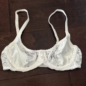 Vintage Wacoal Parfage Bra #65111 Ivory Lace Semi-Sheer Underwire Made In USA - Picture 1 of 5