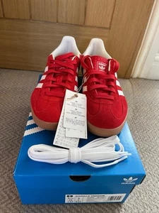 WOW Adidas Gazelle Red Trainers Size 5 Brand New - Picture 1 of 5