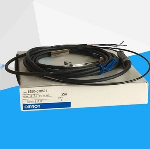 Sensore interruttore di prossimità E2EC-C1R5D1 nuovo con scatola 1 pz - Foto 1 di 2