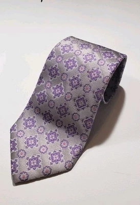 Paul Fredrick XL 领带 64 英寸粉色紫色银色几何丝绸美国 — 第 1/4 张图片