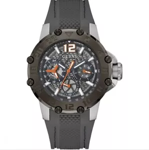 Guess Watch Mens Contender Two Tone Quartz 50m Water Resistant GW0640G1 RRP £195 - Picture 1 of 9