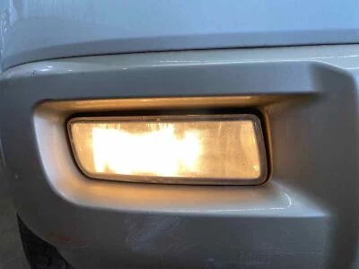 Luz de conducción usada se adapta a: Ford Expedition 2005 parachoques antiniebla montado grado C Foto 1 de 4