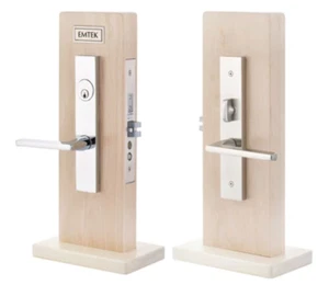 Emtek 3313US26 Brisbane Mortise RH Single Cylinder Half Plate Entry Set, Polishe - Picture 1 of 2