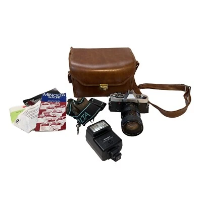 Cámara Minolta XG-9 35 mm vintage con lente Osawa, flash, manuales, estuche y correa Foto 1 de 4
