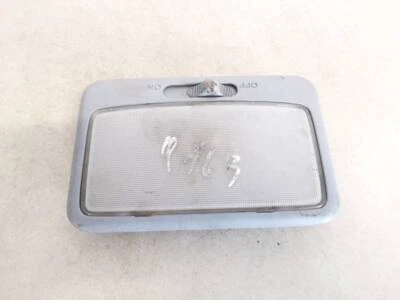 Honda HR-V 1999 Rear Interior Light used, Genuine #1952374-19 - Imagem 1 de 4