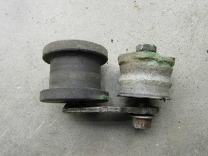1985 kawasaki kx250 - rear chain roller guide - Picture 1 of 2