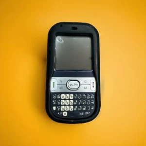 Palm Cellphone  - Picture 1 of 2