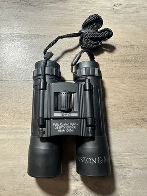 Johnson & Murphy 10 x 25 288ft/ 1000 YDS. Black Compact Folding Binoculars+Case - Image 1 of 4