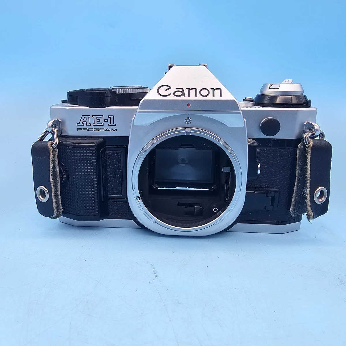 Canon キャノン AE-1 ボディ #220 Canon キャノン AE-1 ボディ #220 AE