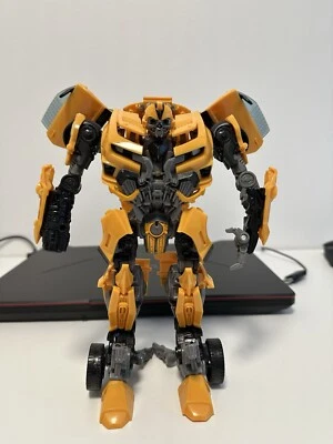Transformers Leader  Class Bumblebee Age Of Extiction - Bild 1 von 4