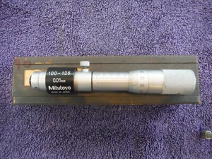 Mitutoyo Tubular Inside Micrometer 133-145 Range: 100-125mm Resolution: 0.01mm - Picture 1 of 1