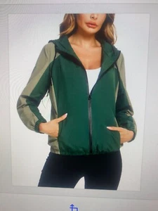 Womens Green Lightweight Hooded Jacket Active Outdoor Waterproof New Free P+P - Picture 1 of 1