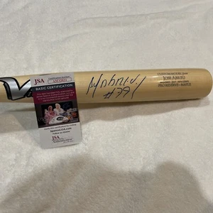 GORGEOUS Jose Abreu AUTOGRAPHED Victus Game Model Bat, Houston Astros, JSA-MINT - Picture 1 of 7