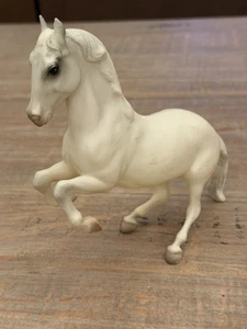 Breyer Molding Co Lipizzan Stallion Horse Figurine Alabaster 5,000 Made 7.5” VTG - Picture 1 of 9