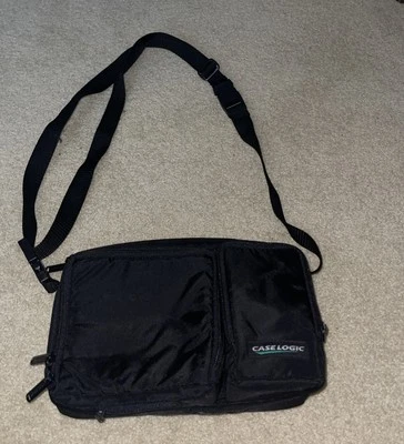 Case Logic Tape / CD Player Black Bag with Carry Strap;small,medium,large pocket - Image 1 of 2