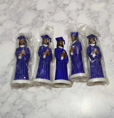 Lote de (5) Estatuilla Vintage Marrón Niña Graduada / Decoración de Pasteles / Bata Azul Púrpura Foto 1 de 2