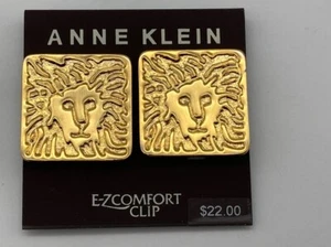 Vintage Lion Earrings Anne Klein Logo Head Statement 1" Square Pierced Gold Tone - Picture 1 of 6