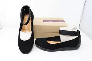 Clarks Nubuck Medora Nina cinturino alla caviglia slip on in pelle misura 9 largo NUOVO con scatola - Foto 1 di 14