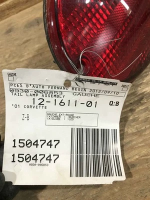 Used Left Tail Light Assembly fits: 2001 Chevrolet Corvette Left Grade A Foto 1 de 4