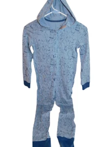 NEW KIDS 6/8 BLUE UGG WOODLAND CREATURES RASCAL ONE PIECE HOODED PAJAMAS JUMPSIE - Picture 1 of 8