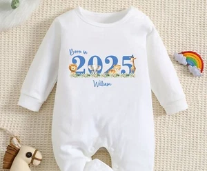 Personalisierter Baby Strampler Jahrgang 2025 oder neue Babyweste - Bild 1 von 15