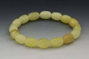 White Butter Olive Beads Genuine BALTIC AMBER Stretch Bracelet 4.5g b150820-8 - Picture 1 of 2