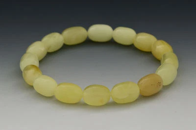 White Butter Olive Beads Genuine BALTIC AMBER Stretch Bracelet 4.5g b150820-8 - Image 1 of 2