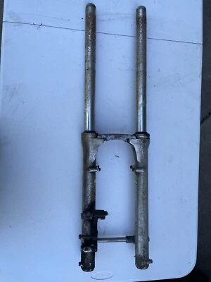 Horquillas delanteras triples árboles Honda Cb650sc Cb 650 Nighthawk 1983 Foto 1 de 4