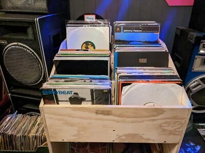 House and Techno records x 150. - Image 1 of 4