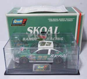 Revell Ken Schrader #33 Skoal Bandit 1998 Chevrolet Nascar Model diecast - Picture 1 of 7