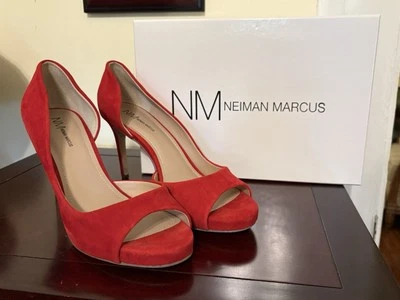 Zapatos de salón de gamuza Neiman Marcus rojo caramelo 9,5 ☼ Foto 1 de 4