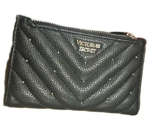 Victoria's Secret schwarze Geldbörse mit V-Steppung und Nieten und Doppelfaltung  - Bild 1 von 6