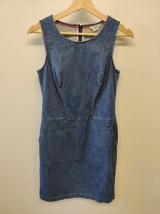 BODEN SIZE UK 8L DENIM BLUE DRESS SLEEVELESS CASUAL SHORT JEAN WOMENS POCKETS - Picture 1 of 4