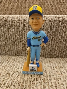 Harvey Kuenn 2013 Milwaukee Brewers Sammlerstück Wackelkopf SGA ohne Karton - Bild 1 von 6