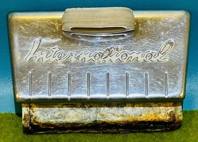 Отделка поддона для пепла приборной панели International Harvester Loadstar 1960-е IH - Изображение 1 из 4